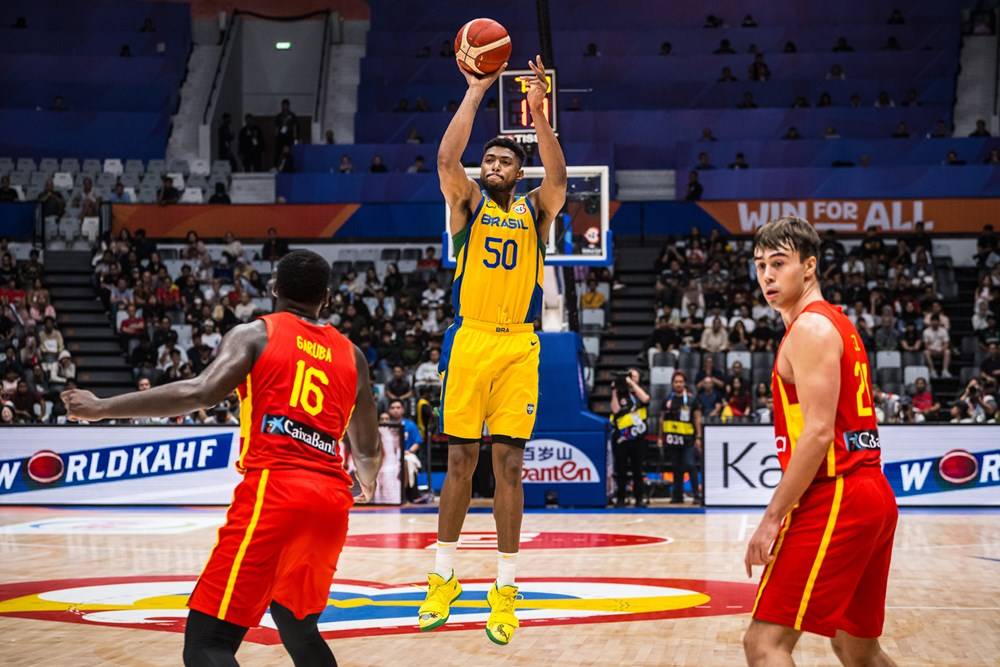 Derrota da Espanha deixa Seleção Brasileira de basquete longe das